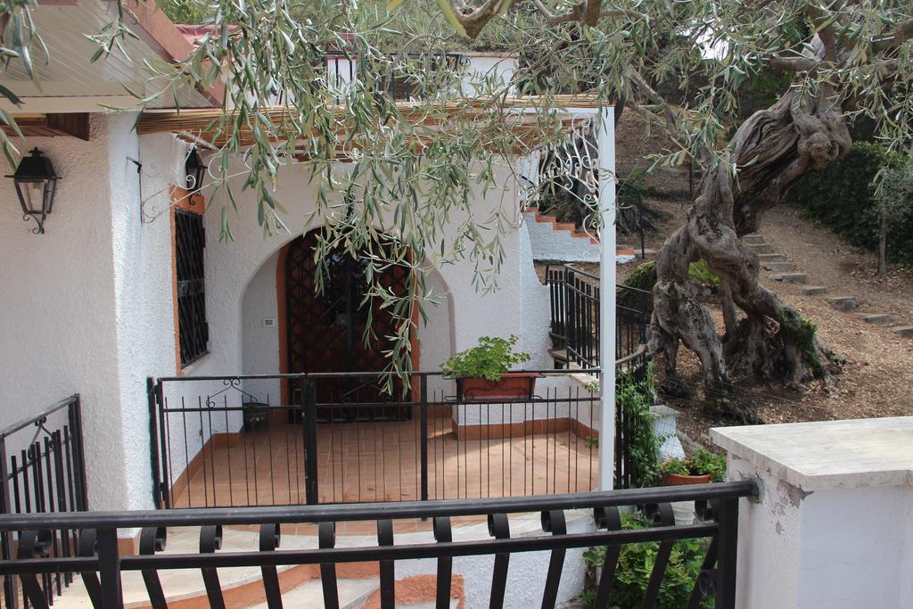 Millenovecento Apartman Tivoli Kültér fotó
