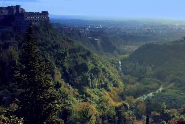 Millenovecento Apartman Tivoli Kültér fotó