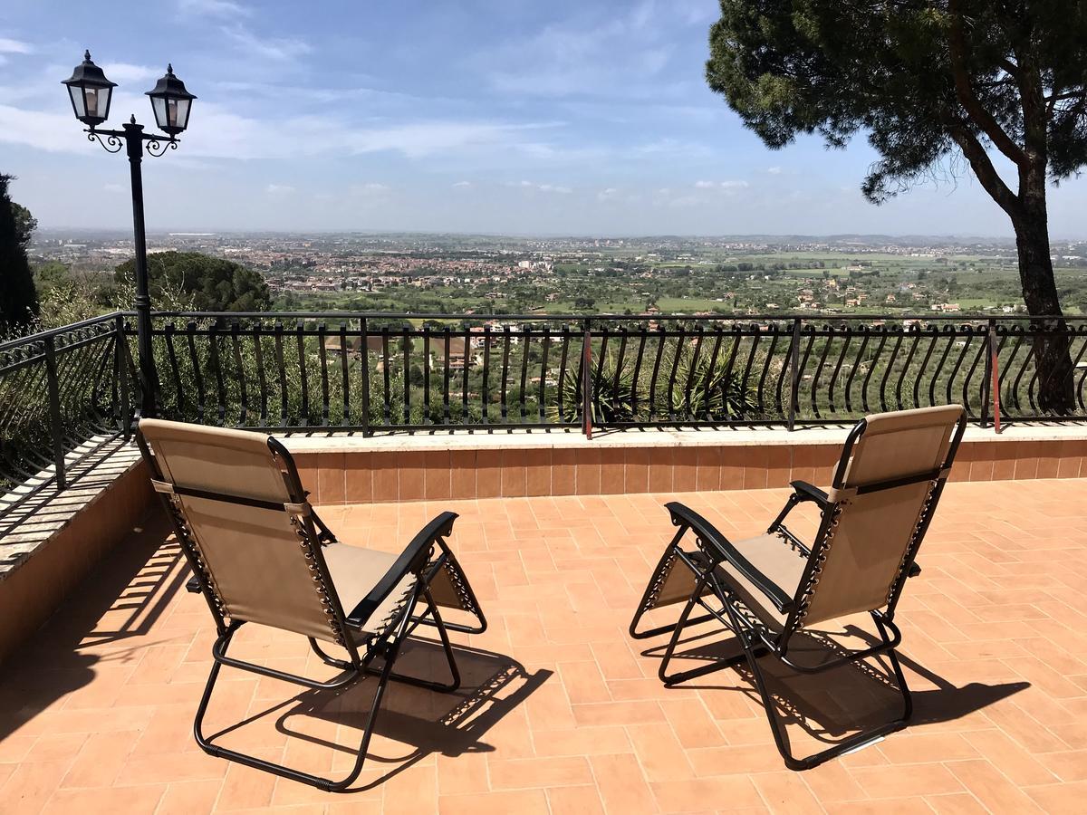 Millenovecento Apartman Tivoli Kültér fotó